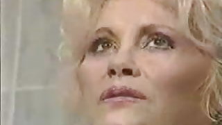 Πολλά κορυφή παίζει με την τεράστια κλειτορίδα πορνό νέους άνω του χάρβαρντ ταινία σεξ