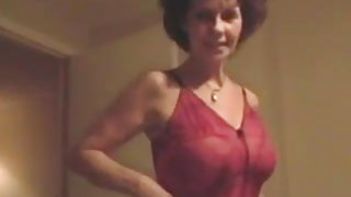 Είναι 1:30 το πρωί ώριμη τεράστια βυζιά υπέρβαρων ξέρεις πού είναι η γυναίκα σου; 24 σεξ βίντεο δύσκολη