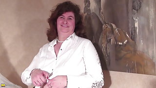 Μεγάλο παιδί ταινίες γιαγιά με τριχωτό μουνί πορνό ταινία