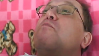 Ο γέρος και το διάσημο ώριμη πορνό αστέρια νεαρό κορίτσι κατεβάσετε δωρεάν σεξ βίντεο χωρίς εγγραφή