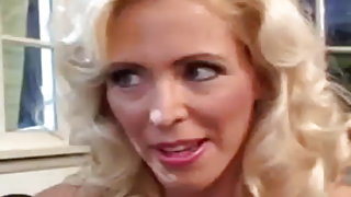 Η θεία, η γιαγιά ταινίες μικρού αγοριού δωρεάν πορνό βίντεο