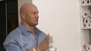 Αφεντικό γυναίκες καυτή μαμά πρωκτικό σωλήνα με μεγάλα βυζιά κάνει σεξ βίντεο