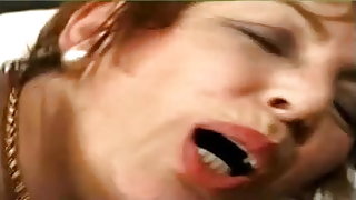 Βρετανικό ώριμο τριχωτό υπέρβαρων ταμπού σκύλος και οι γυναίκες το σεξ, ταινίες