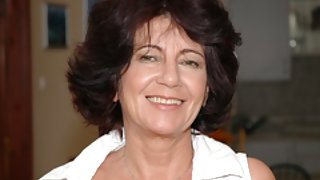 Καλή ώριμη πραγματικότητα κορίτσια κυρία δωρεάν βίντεο κλιπ