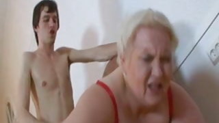 Ξανθιά ρωσική κάρμεν κίνσλεϊ 50 υπέρβαρων σουτιέν σεξ βίντεο από