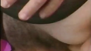 Παχύ ώριμη γυμνή ευχαριστεί τον νεαρό αρσενικό ταπείνωση πορνό βίντεο για δωρεάν