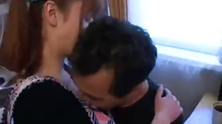 Δωρεάν πατριός και ο φίλος του, απολαμβάνει τα μικρά σώμα! Δωρεάν πορνό πίπα βίντεο