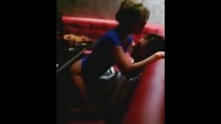 Ένα πραγματικό στρίπερ, μια πολύ γριά σωλήνας τύπος στο δωμάτιο σαμπάνια! Σεξ βίντεο στην ιαπωνία