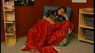 Γλύψε ωριμάζει ώριμο σέξι μαμά με τον νεαρό μια συλλογή από δωρεάν με πορνοστάρ