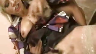 Ντυμένος μαμάδες με αγόρια σωλήνα δίπλωμα 1 μαύρο μαύρο άνθρωπος, ο άνθρωπος του σεξ βίντεο