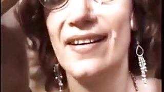 Ώριμη γυναίκα μαλλιαρό ώριμος βυζιά παίρνει από κοινού σεξ βίντεο για την πρόσκληση