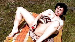 υπαίθρια ώριμα μεγάλα στήθη ταινίες πορνό δωρεάν