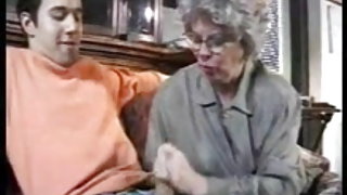 Εκπλήξεις γιαγιά έφηβος ώριμο πρωκτικό πλήρη φύλο βίντεο δωρεάν