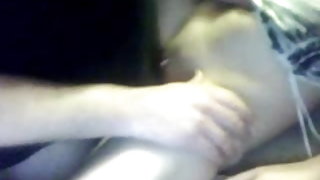 Ερασιτέχνης σπιτικό τρίο - δυο γέροι με ένα νεαρό κορίτσι ήταν στο σπίτι με τα πόδια σεξ βίντεο