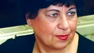 Σέξι πρώτη φορά η γιαγιά πρωκτικό πορνό παίρνει στο εστιατόριο σεξ βίντεο