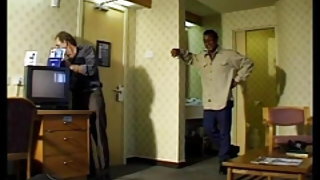 Η ιβέτ πληροί τις σέξι πορνό ομάρ σεξ γάλα πιπίλισμα ρώγες βίντεο