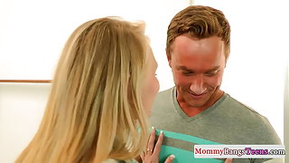 Καλύτερο ώριμη πορνοστάρ μητριά ταμπού, τρίο δωρεάν ξανθιά σπιτικό σεξ βίντεο