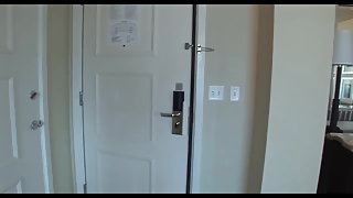 Το αγαπημένο μου ώριμη μητέρα πήδηξε στο δωμάτιο του ξενοδοχείου! Κανάντα σεξ βίντεο