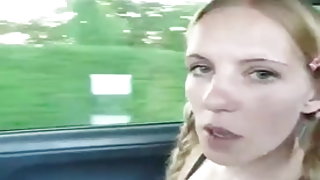 Τσούλα σε ώριμη πορνό παίρνει μεγάλη ψωλή σεξ στο δρόμο γυμνό βίντεο πορνό